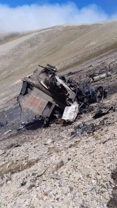 Armenian Ministry of Defense released images of destroyed Su-25