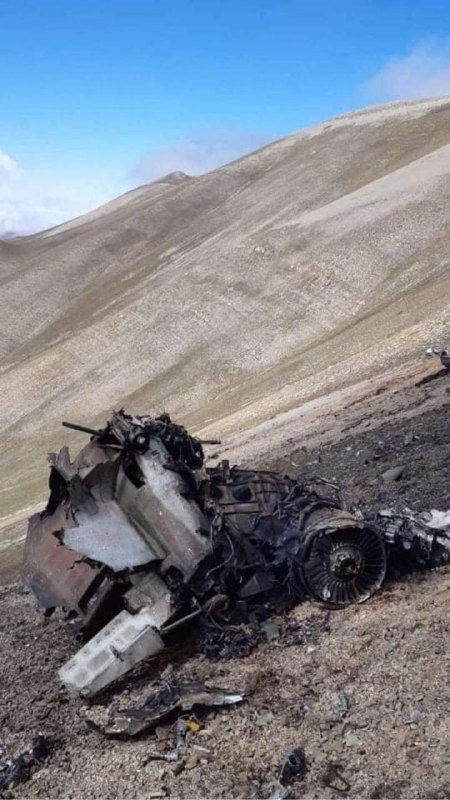 Armenian Ministry of Defense released images of destroyed Su-25