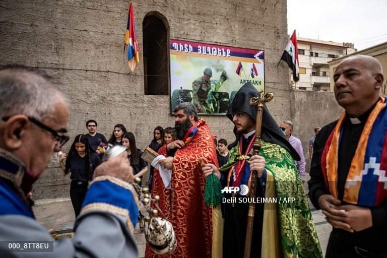 Qamishli's small remaining Armenian population protested against the fighting in Nagorno-Karabakh. All elements of their population came out. This took place in the government-held district of Qamishli 