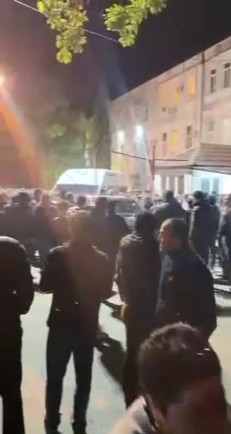 In Abkhazia, a large-scale brawl took place at the State Security Service (SGB) building in Sukhumi — security officers unexpectedly took away representatives of the local opposition, after which angry people began to gather at the SGB building, including Abkhazian activists and relatives of those detained. As can be seen in witness videos, the protesters broke through the gates of the SGB building