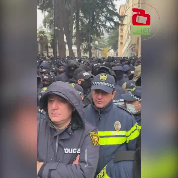 Chitadze Street, another adjacent to the Parliament, is blocked by heavy police, allowing Georgian Dream members to enter while avoiding protesters opposing the election results, which they deem illegitimate