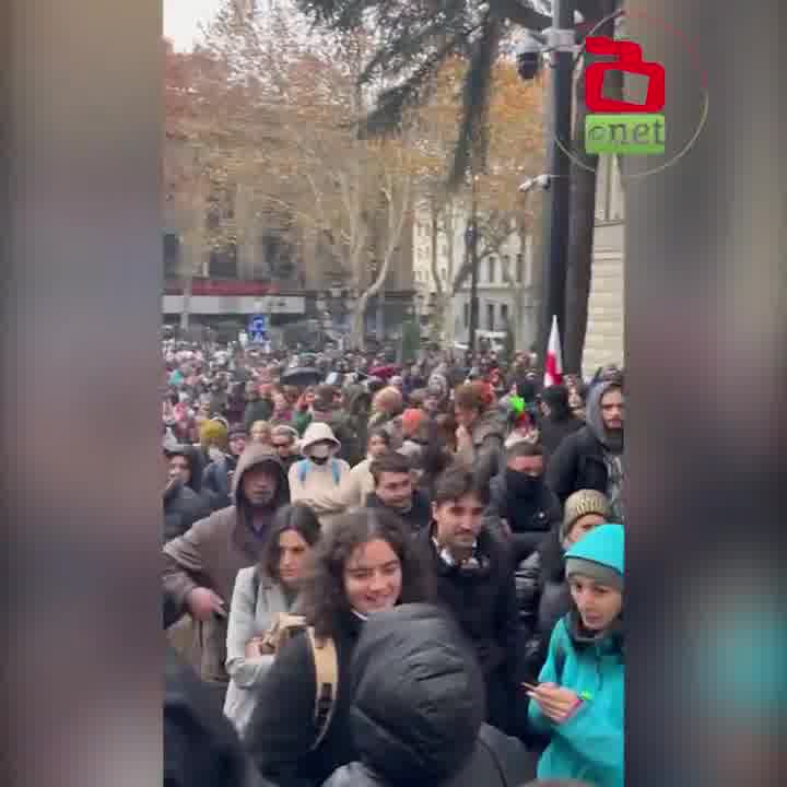 Chitadze Street, another adjacent to the Parliament, is blocked by heavy police, allowing Georgian Dream members to enter while avoiding protesters opposing the election results, which they deem illegitimate