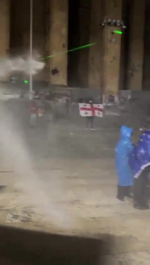 Water canons are being used against peaceful protesters at Rustaveli avenue. Photo: Guram Muradov/Civil.ge