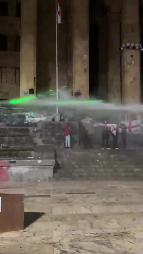 Water canons are being used against peaceful protesters at Rustaveli avenue. Photo: Guram Muradov/Civil.ge