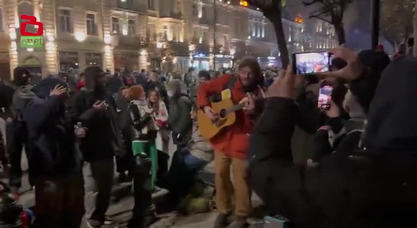 Tiflis: Die Protestkundgebung erstreckt sich vom Parlament bis zur Rustaveli-Metro