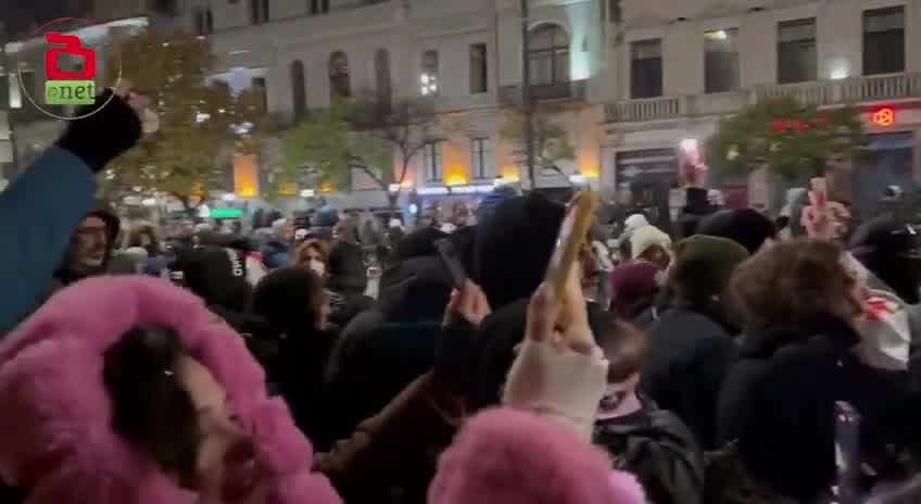 Tbilissi : la manifestation s'étend du Parlement au métro de Rustaveli