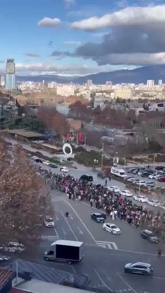 IT/Tech workers marched today on Rustaveli Avenue towards parliament as more professional groups join and show solidarity with ongoing protests