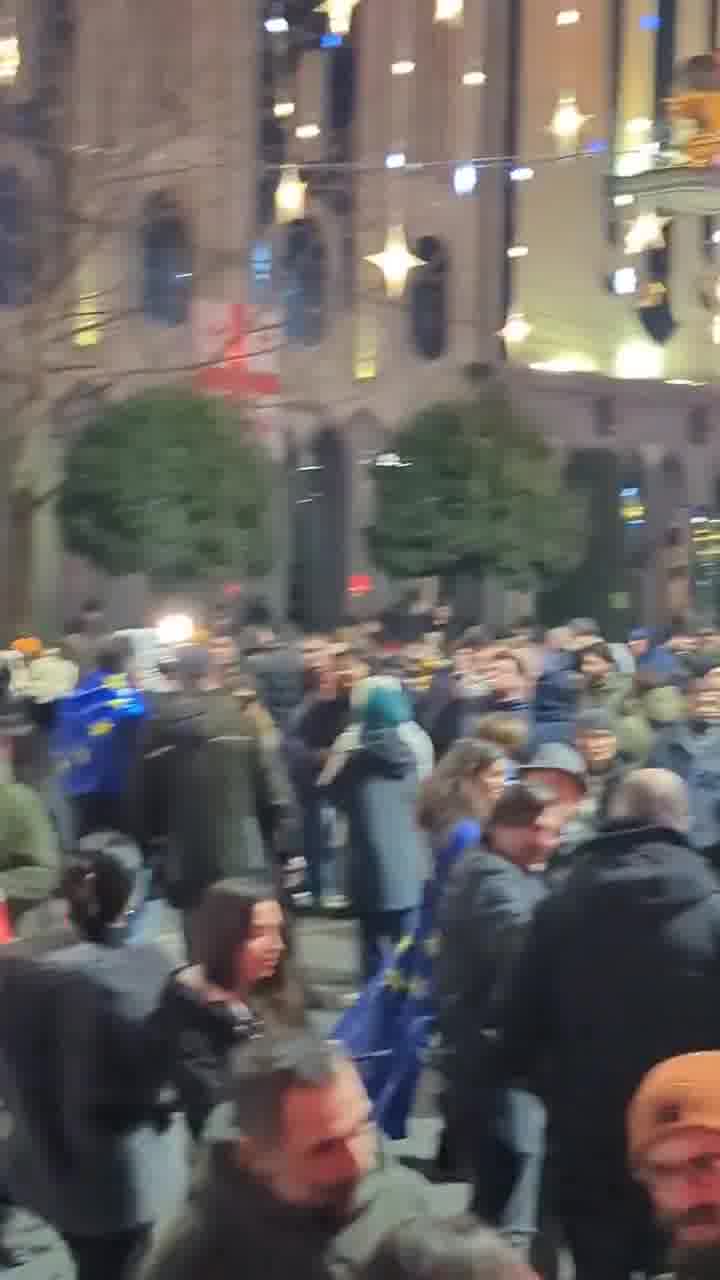 Tbilisi's Rustaveli Avenue now, on Day 39 of non-stop GeorgiaProtests. Demonstrators plan to also gather tomorrow evening near Kashveti Church, across the street from parliament, to mark Orthodox Christmas (January 7) together. Nini Gabritchidze/Civil.ge