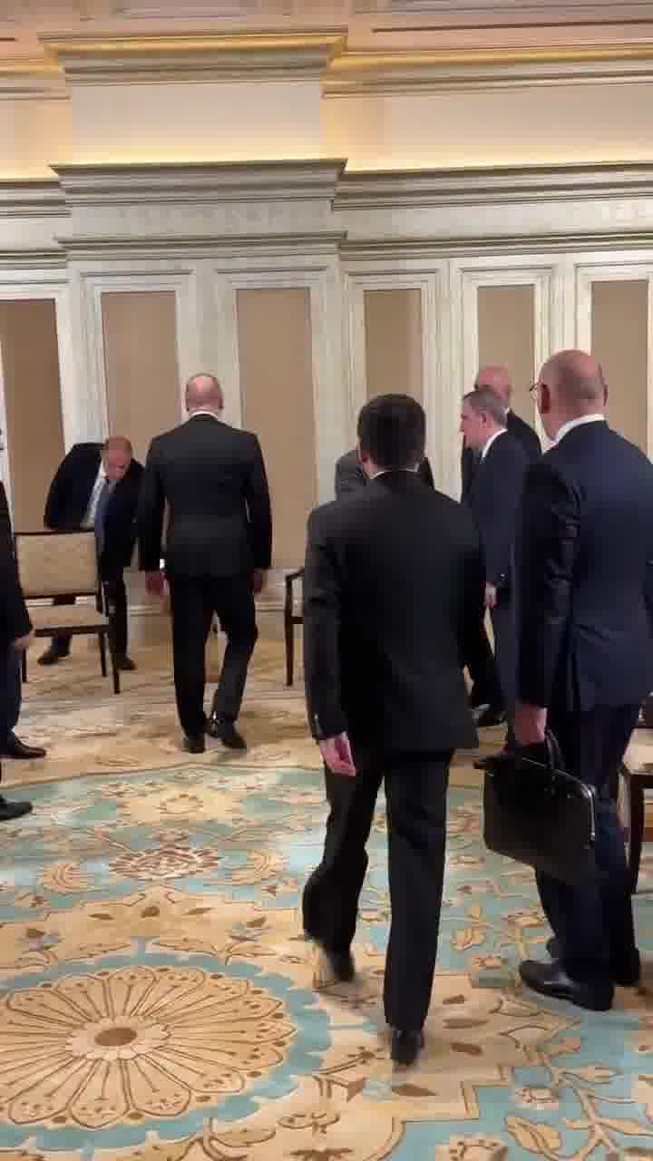 Start of the meeting of the leaders of Azerbaijan and Armenia and their delegations in Abu Dhabi