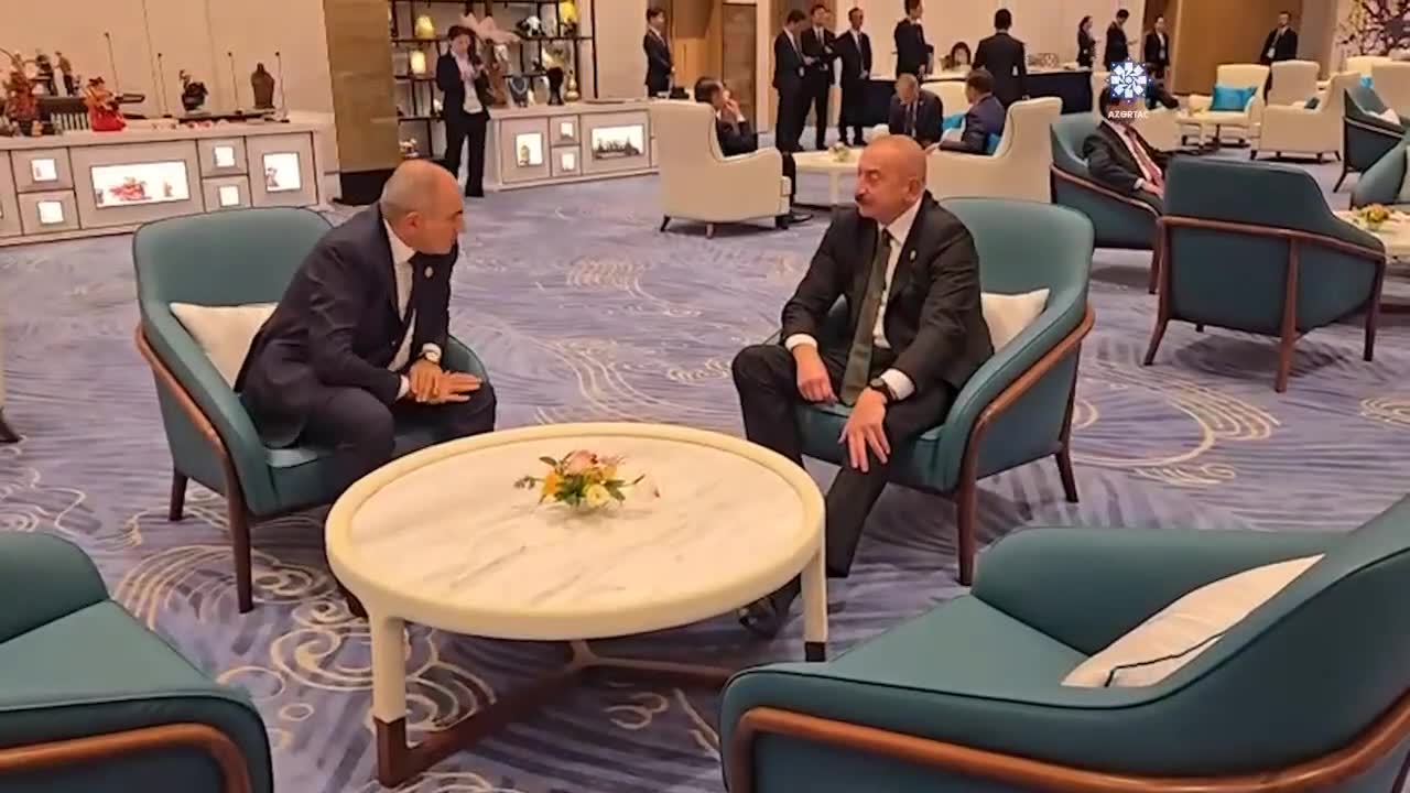 Pashinyan and Aliyev meet in China