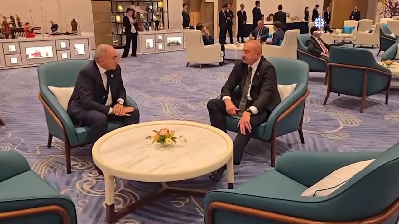 Pashinyan and Aliyev meet in China
