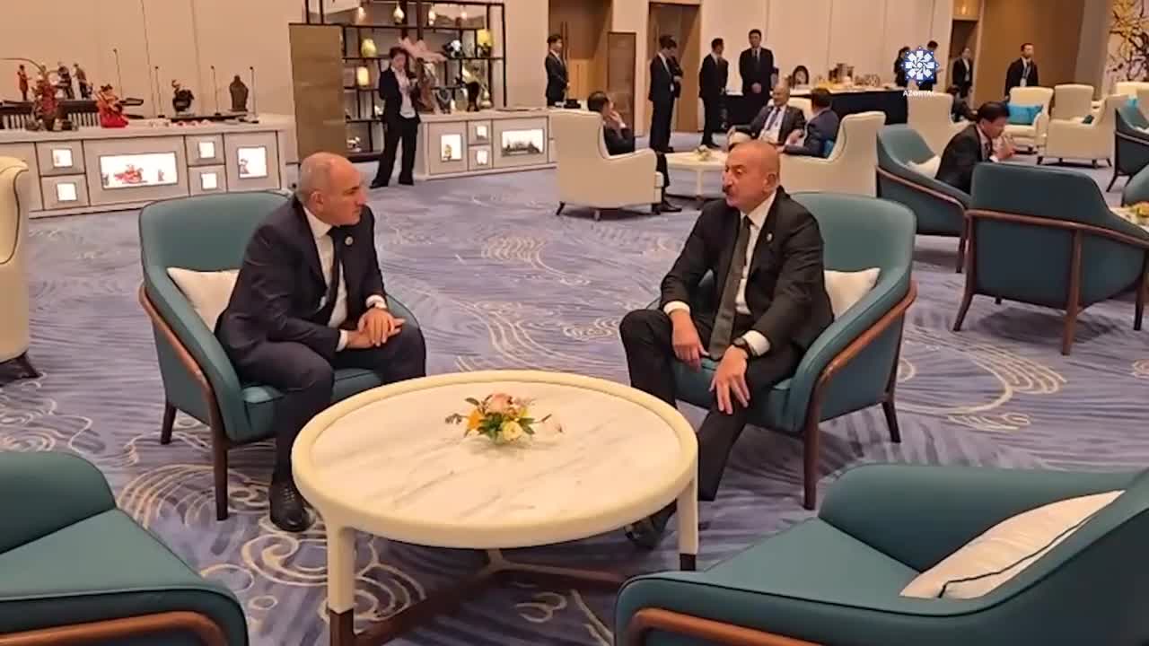 Pashinyan and Aliyev meet in China
