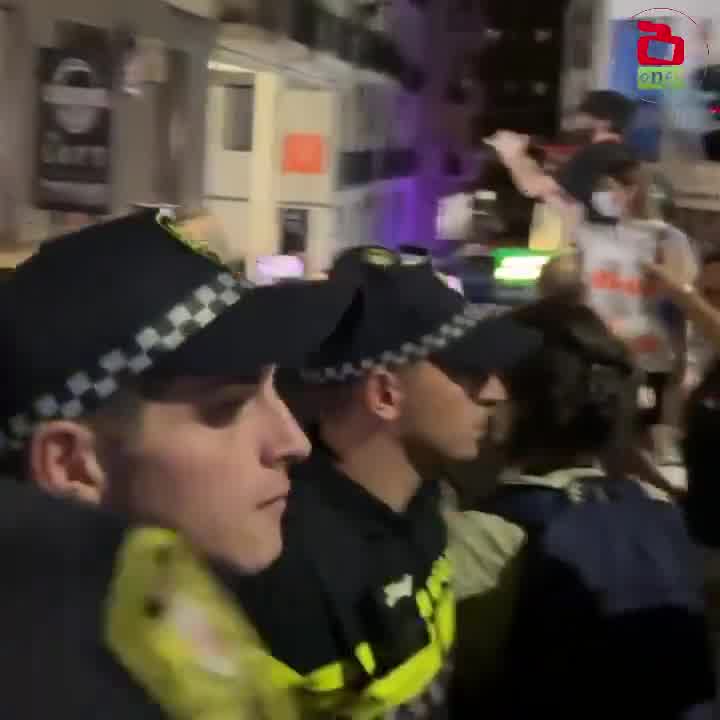 Tension on Melikishvili Ave as Georgia Protests gathered near the opening of GD’s mayoral HQ - just hours after 12 political prisoners were sentenced. GD MEP Beka Odisharia confronted protesters, hurling insults & swearing as they called him “Russia’s slave”