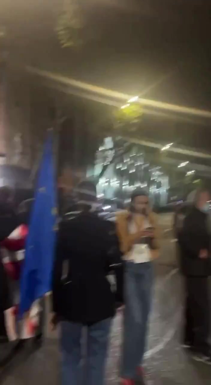 Police tries to reopen the closed Rustaveli Avenue. Earlier, bottles were thrown at protesters from a passing truck