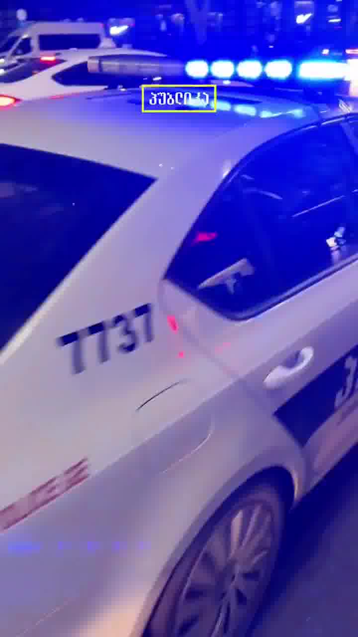 Formula TV journalist Liza Tsitsishvili was reporting on Rustaveli Street when she was arrested. She was released a few minutes later