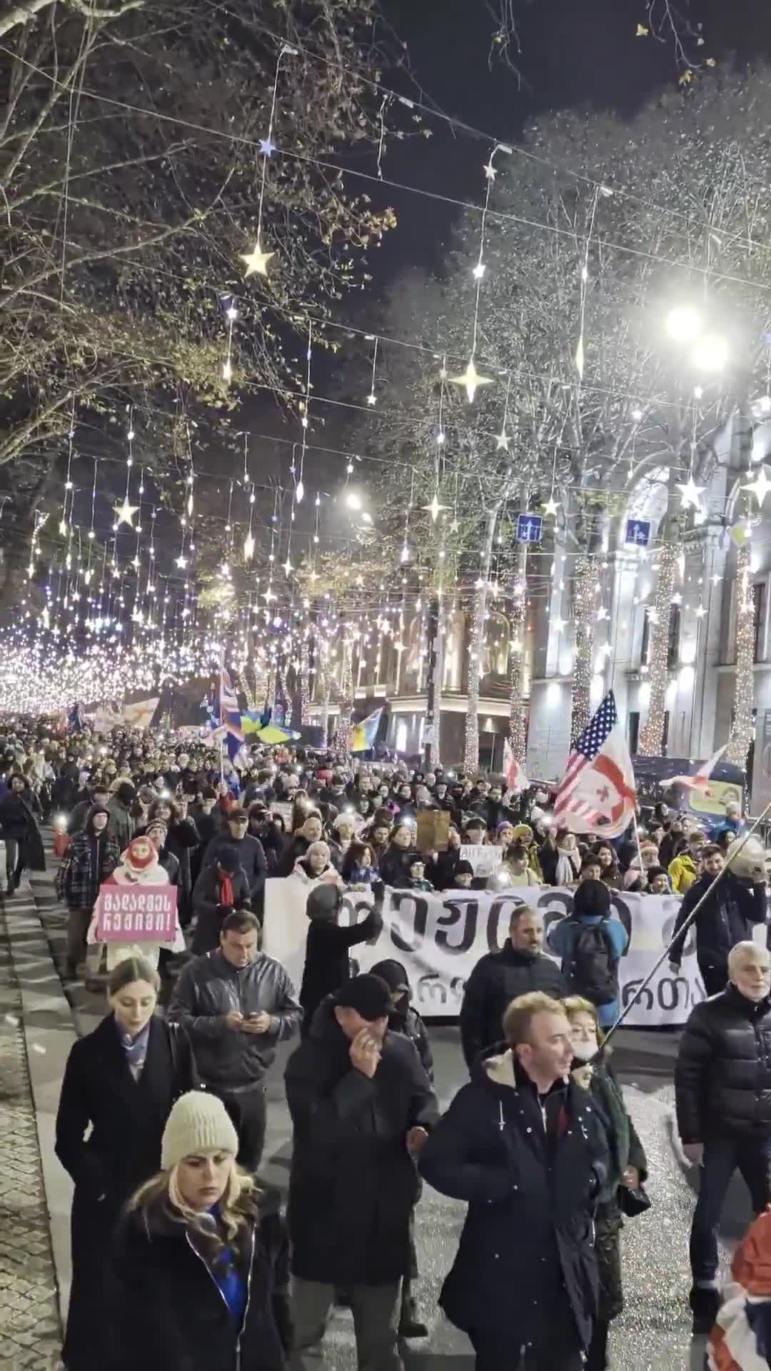 Daily protests continue in Tbilisi as police warn to enforce new laws that extend protest restrictions to sidewalks. Nini Gabritchidze/Civil.ge