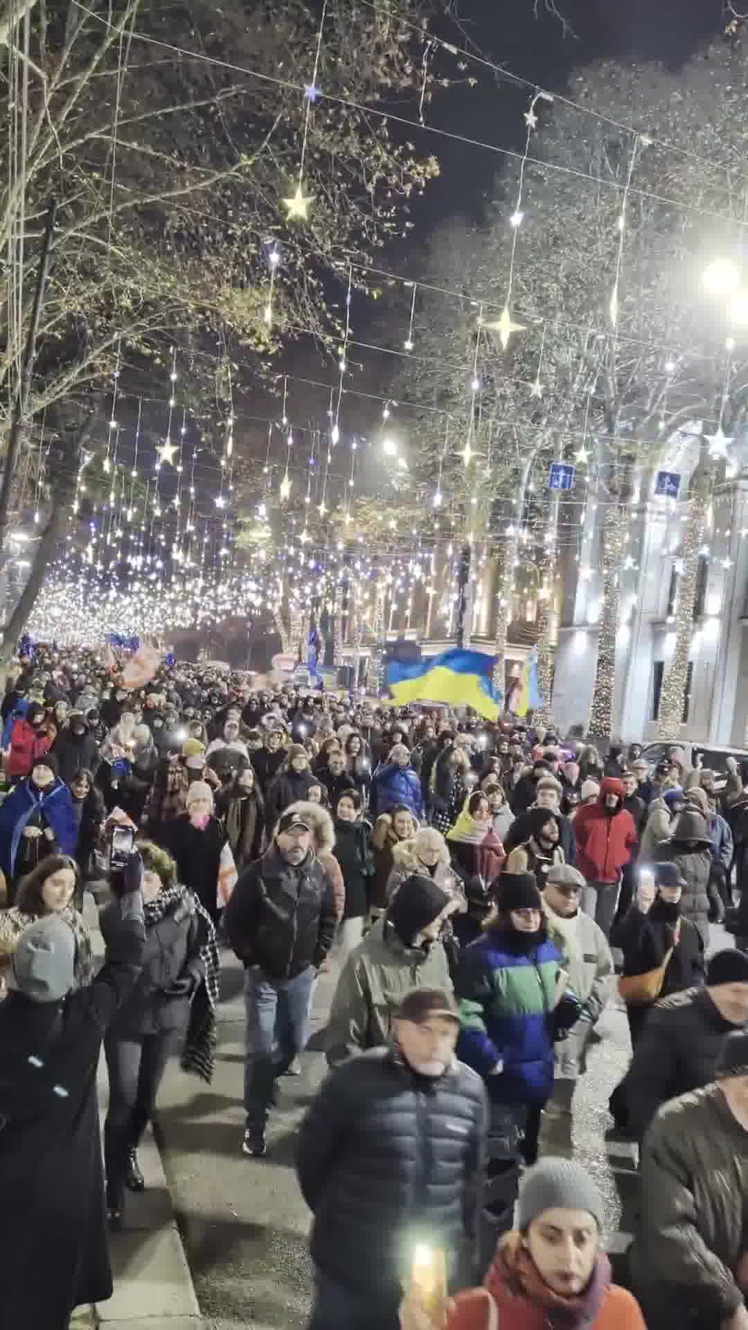 Daily protests continue in Tbilisi as police warn to enforce new laws that extend protest restrictions to sidewalks. Nini Gabritchidze/Civil.ge