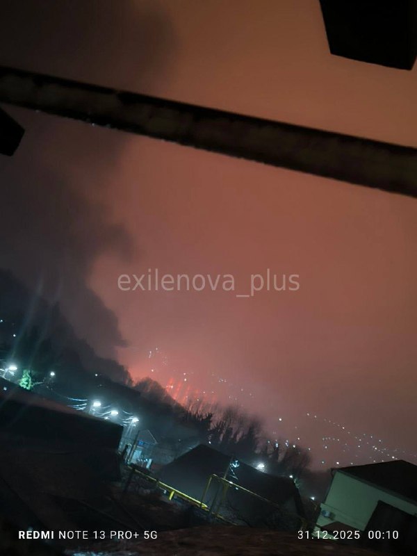 Patlamaların ardından Tuapse'de yangın çıktı.